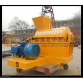 投资 个有机肥粉碎机厂多少钱？郑州鑫盛《专业半湿物料粉碎机》