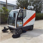 厂家直销电动扫地车高压清洗雾炮除尘扫路车道路清扫车